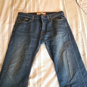 Levi jeans. 505. Sz 33x32.